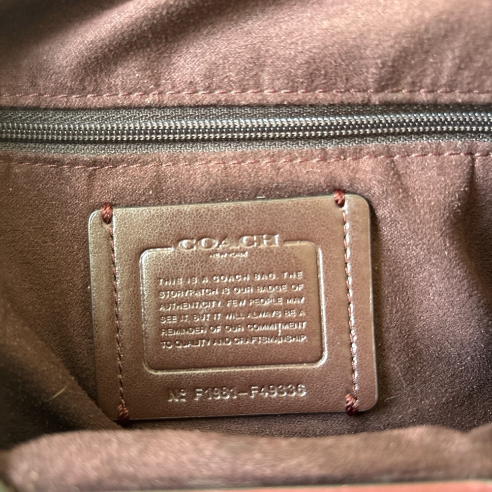 *SOLD* Coach Burgundy Embossed Leather Tote - Picture 5 of 8